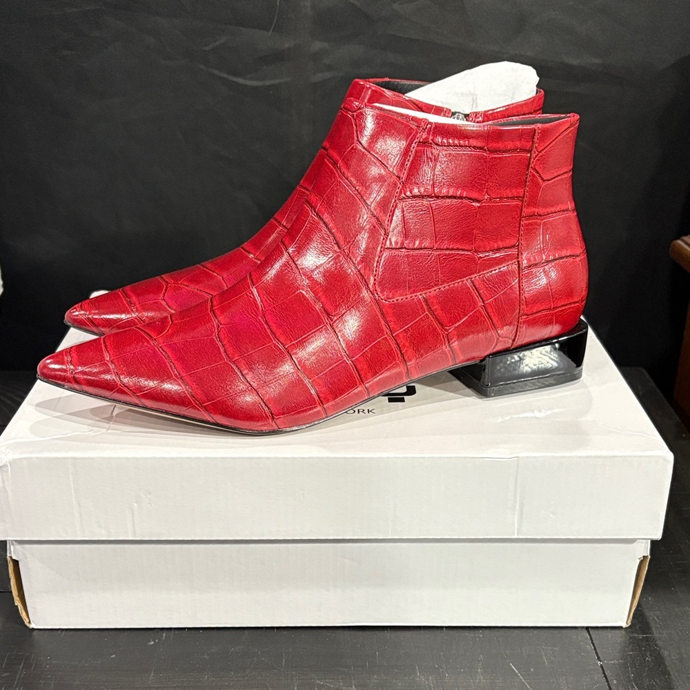 VHNY Red Croc-Patterned Pointed Ankle Booties - New without box